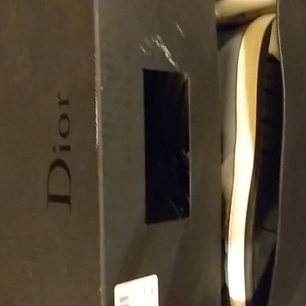 Size 12 Dior calfskin Grey Sneaker - Picture 6 of 6